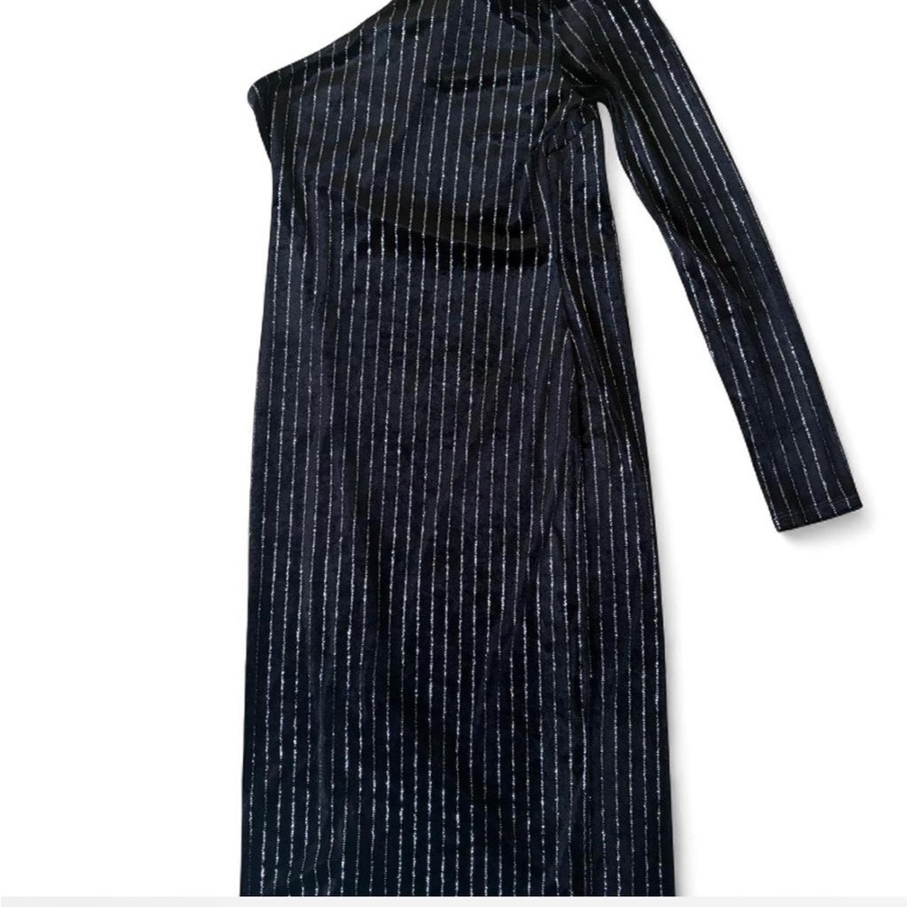 Black and Silver One-Shoulder Dress Midi Romantic size 4 whimsygoth